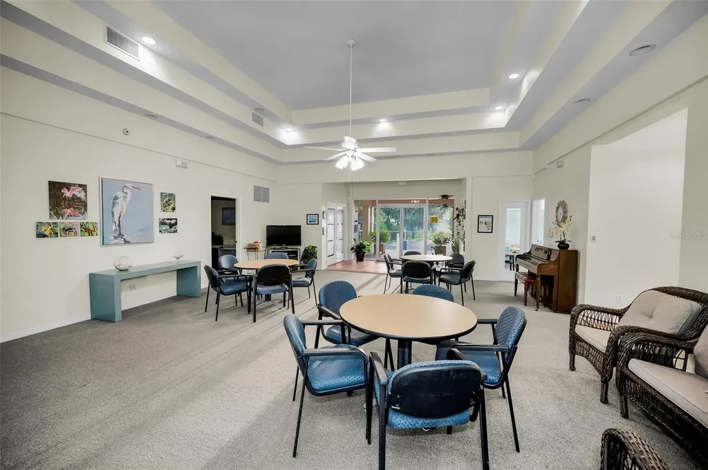 9860 62nd Terrace N St Petersburg FL 33708