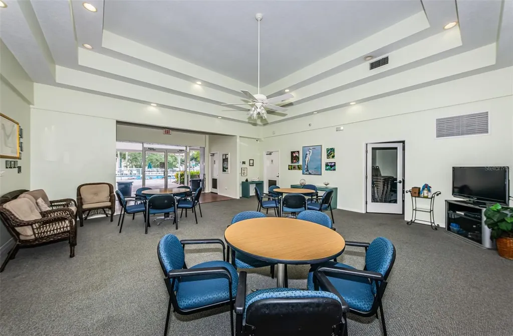 9860 62nd Terrace N St Petersburg FL 33708