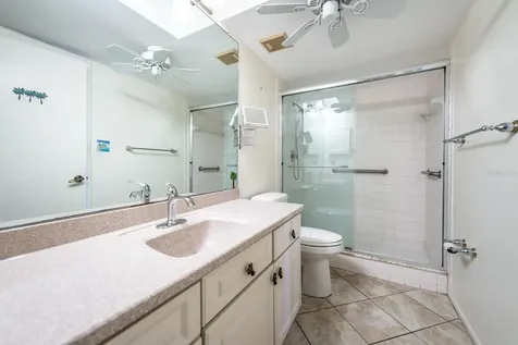 9860 62nd Terrace N St Petersburg FL 33708