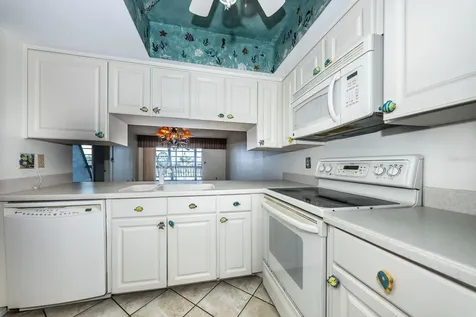 9860 62nd Terrace N St Petersburg FL 33708