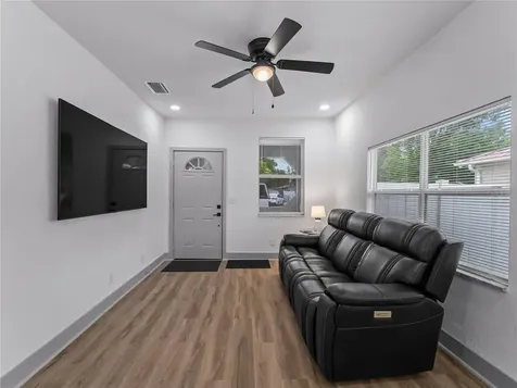 8010 N Brooks Street Tampa FL 33604