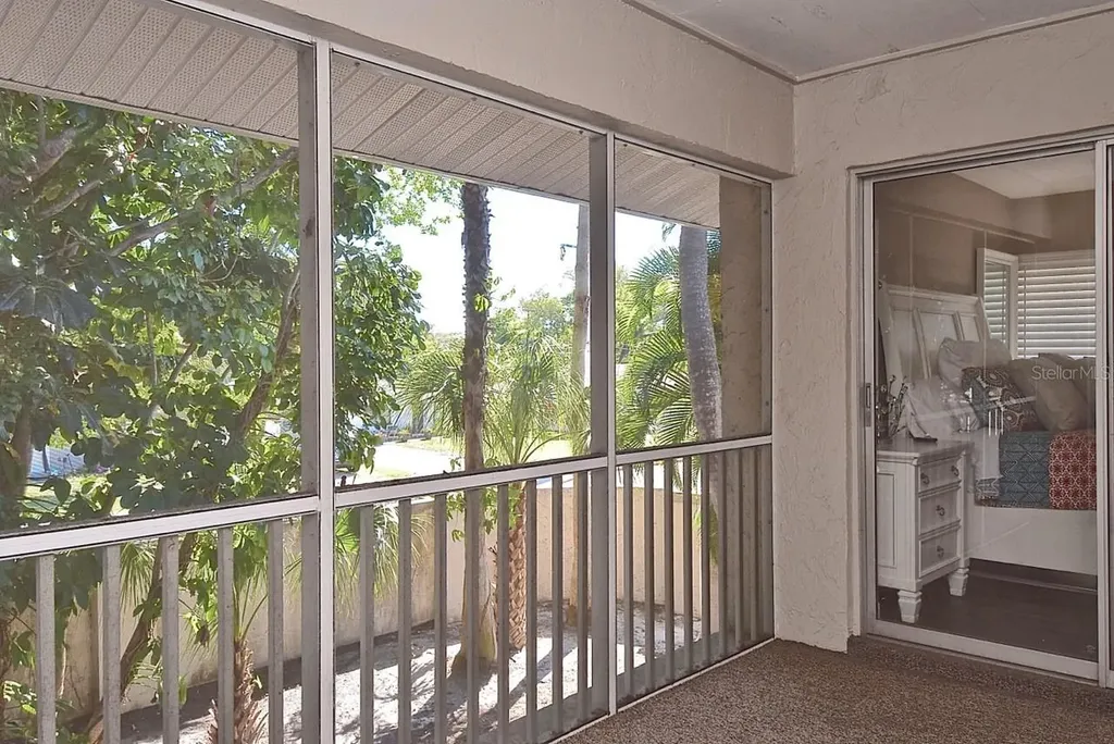 2121 Wood Street Sarasota FL 34237