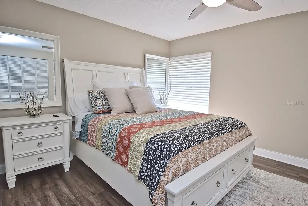2121 Wood Street Sarasota FL 34237