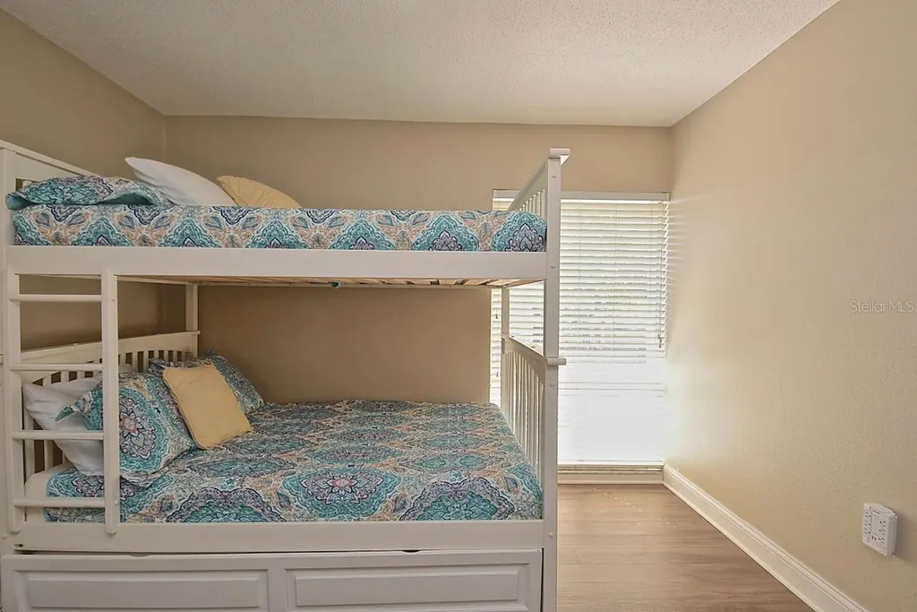 2121 Wood Street Sarasota FL 34237