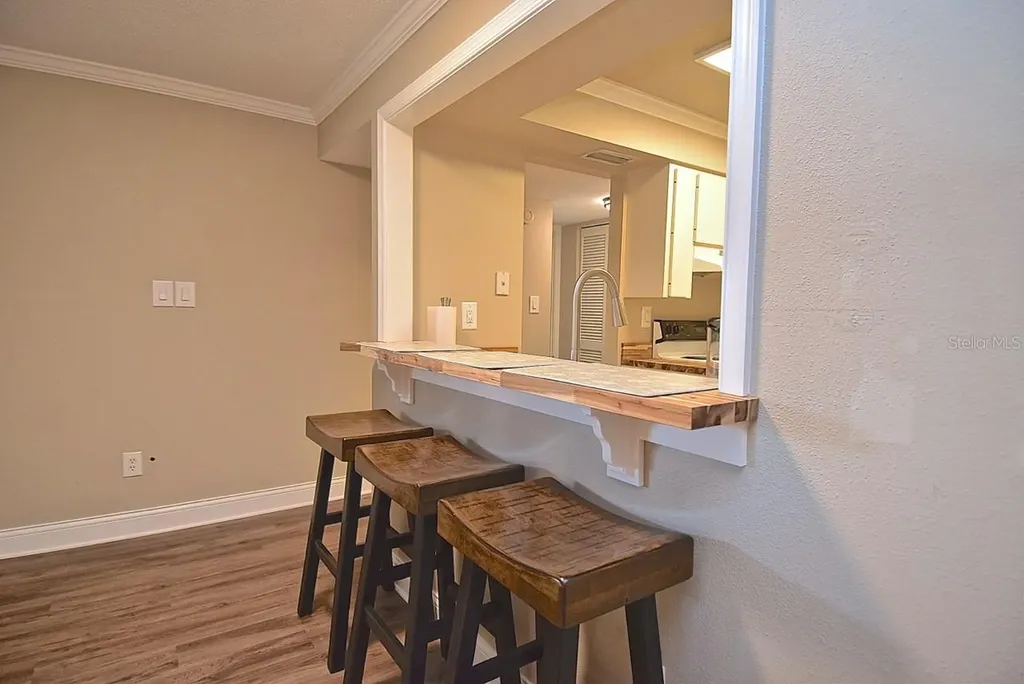 2121 Wood Street Sarasota FL 34237