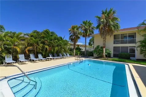 2121 Wood Street Sarasota FL 34237