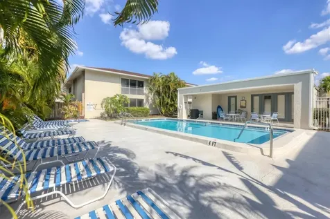 2121 Wood Street Sarasota FL 34237