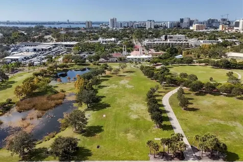 2121 Wood Street Sarasota FL 34237