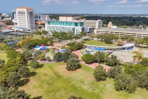 2121 Wood Street Sarasota FL 34237