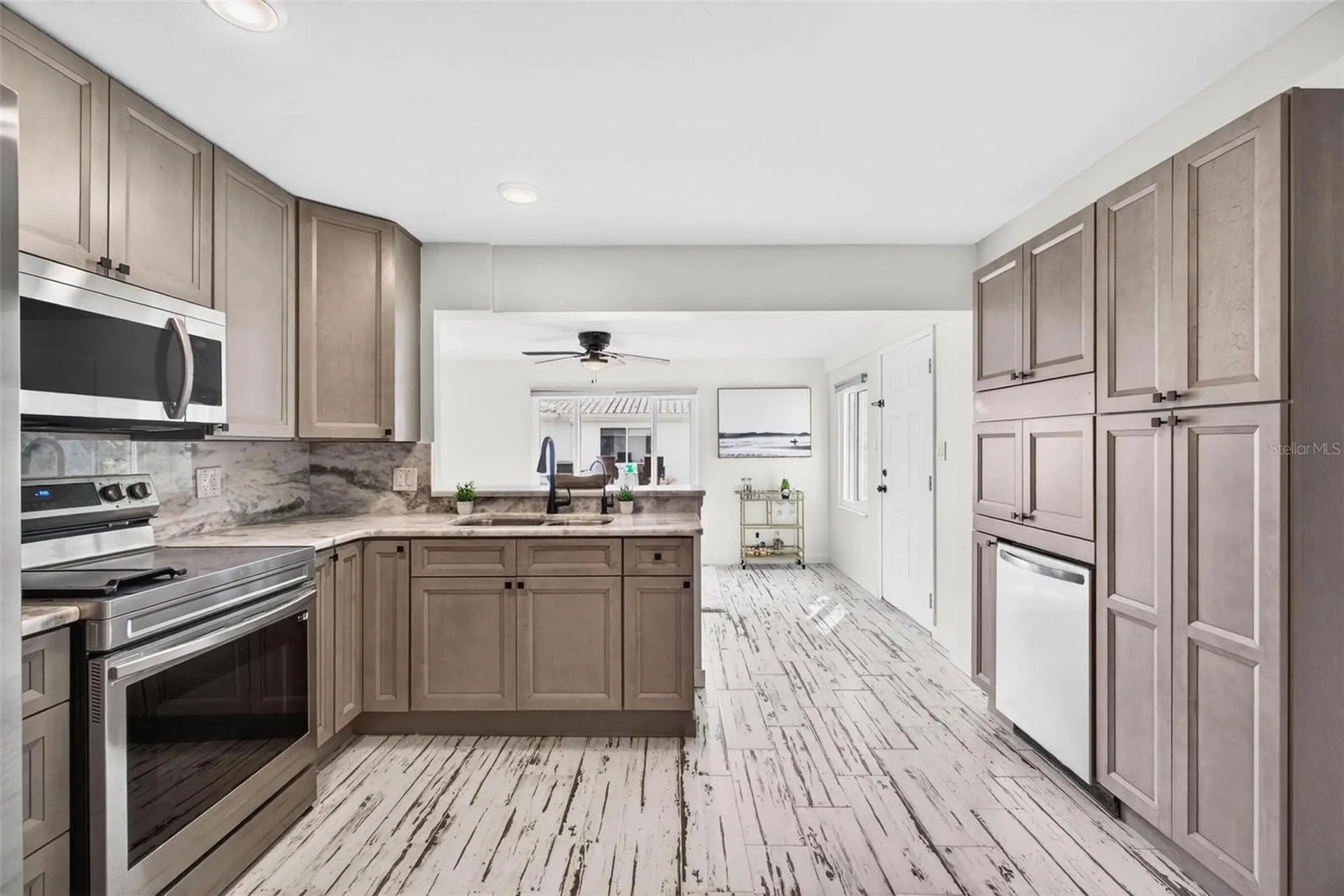 14198 89th Avenue Seminole FL 33776