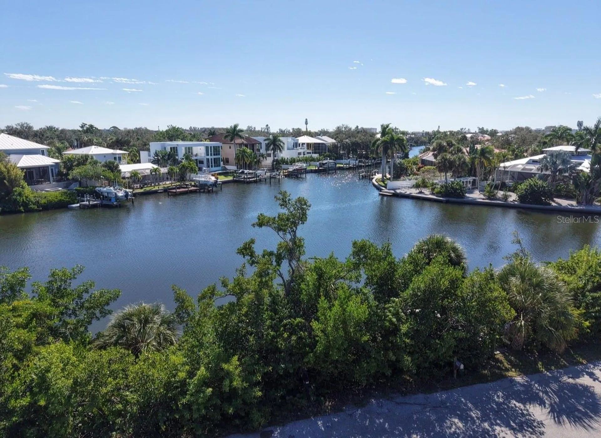 671 Avenida Del Norte Sarasota FL 34242