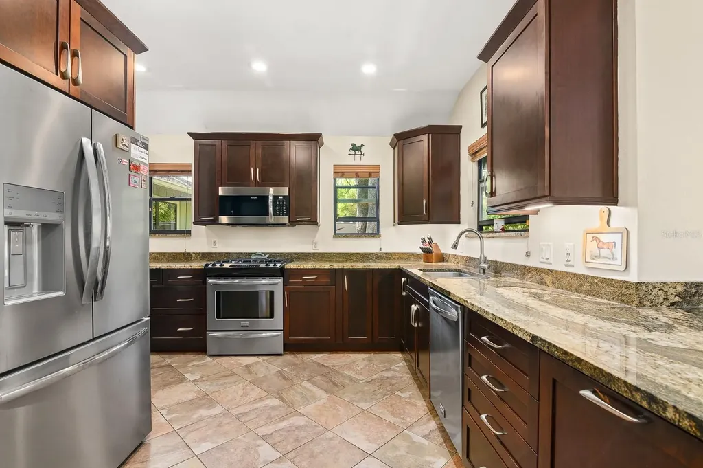 3724 NW 128th Terrace Gainesville FL 32606