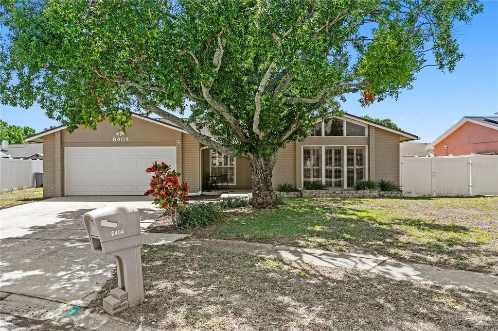 6404 Heather Moor Court Tampa FL 33634