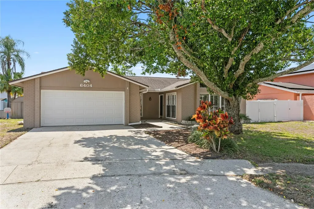 6404 Heather Moor Court Tampa FL 33634