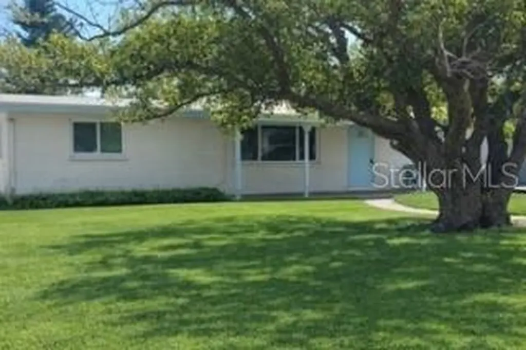 5807 16th Street W Bradenton FL 34207