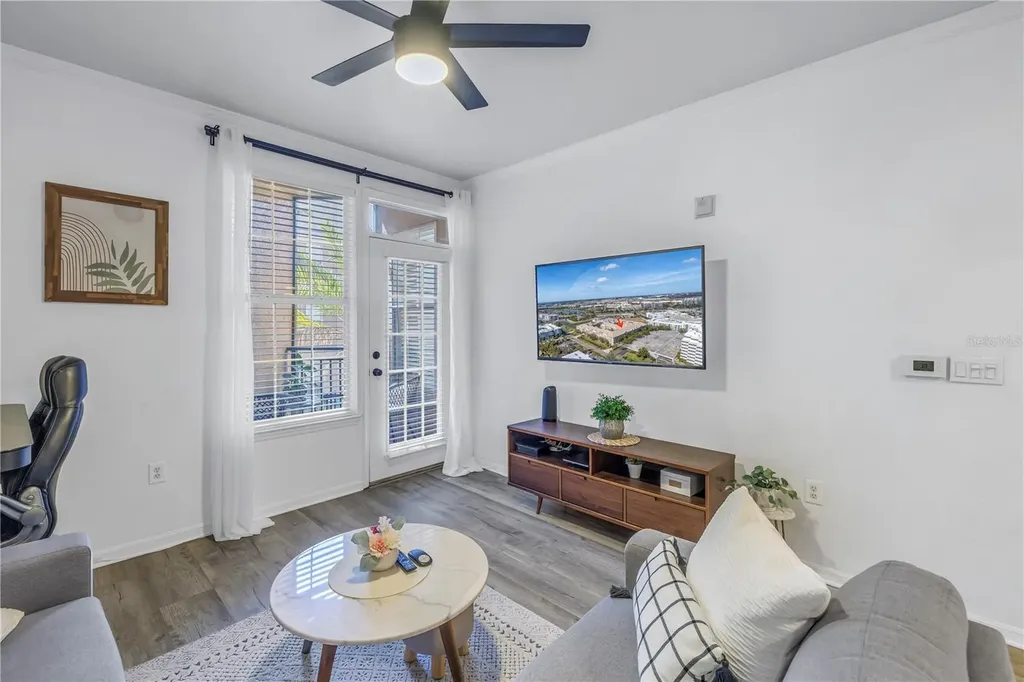 4221 W Spruce Street Tampa FL 33607