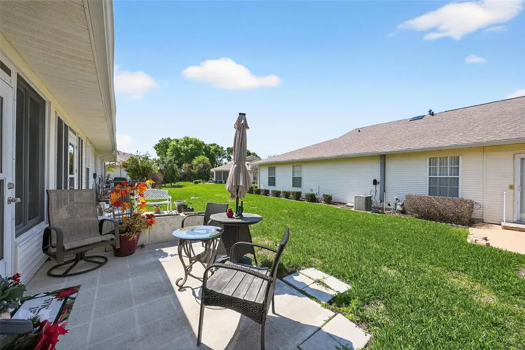 26627 Racquet Circle Leesburg FL 34748