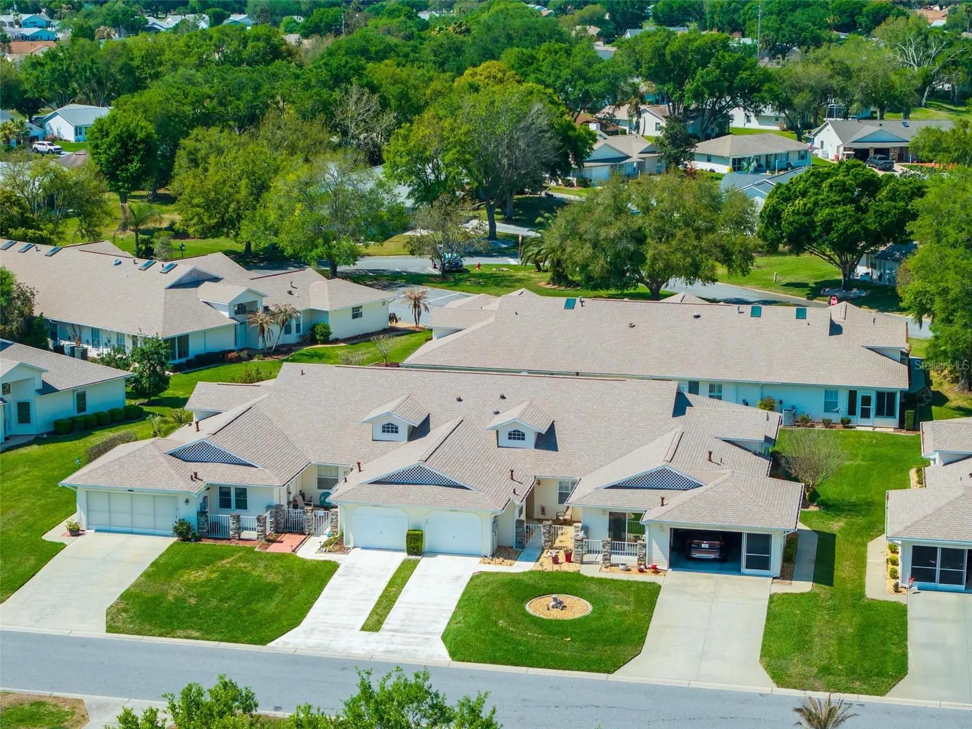 26627 Racquet Circle Leesburg FL 34748