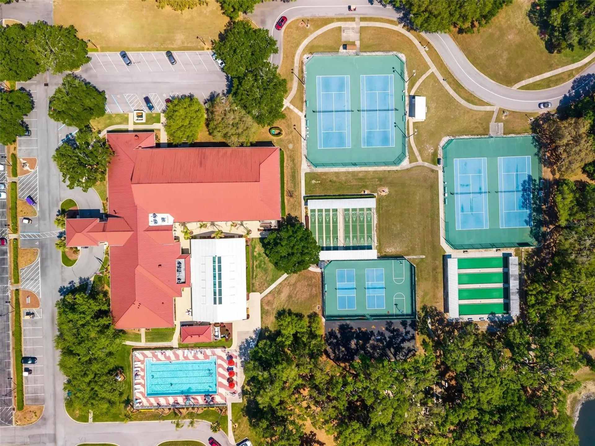 26627 Racquet Circle Leesburg FL 34748