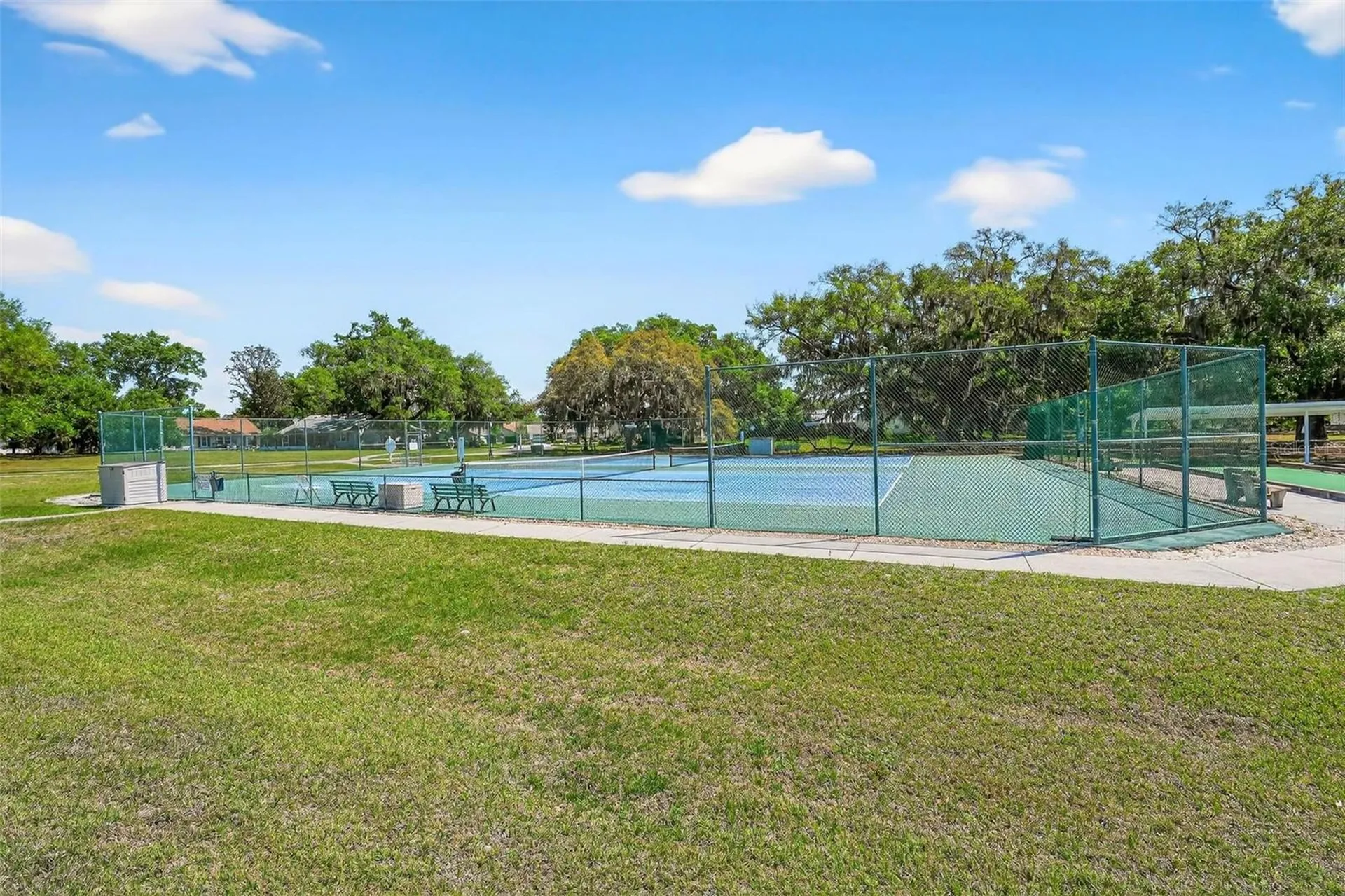 26627 Racquet Circle Leesburg FL 34748