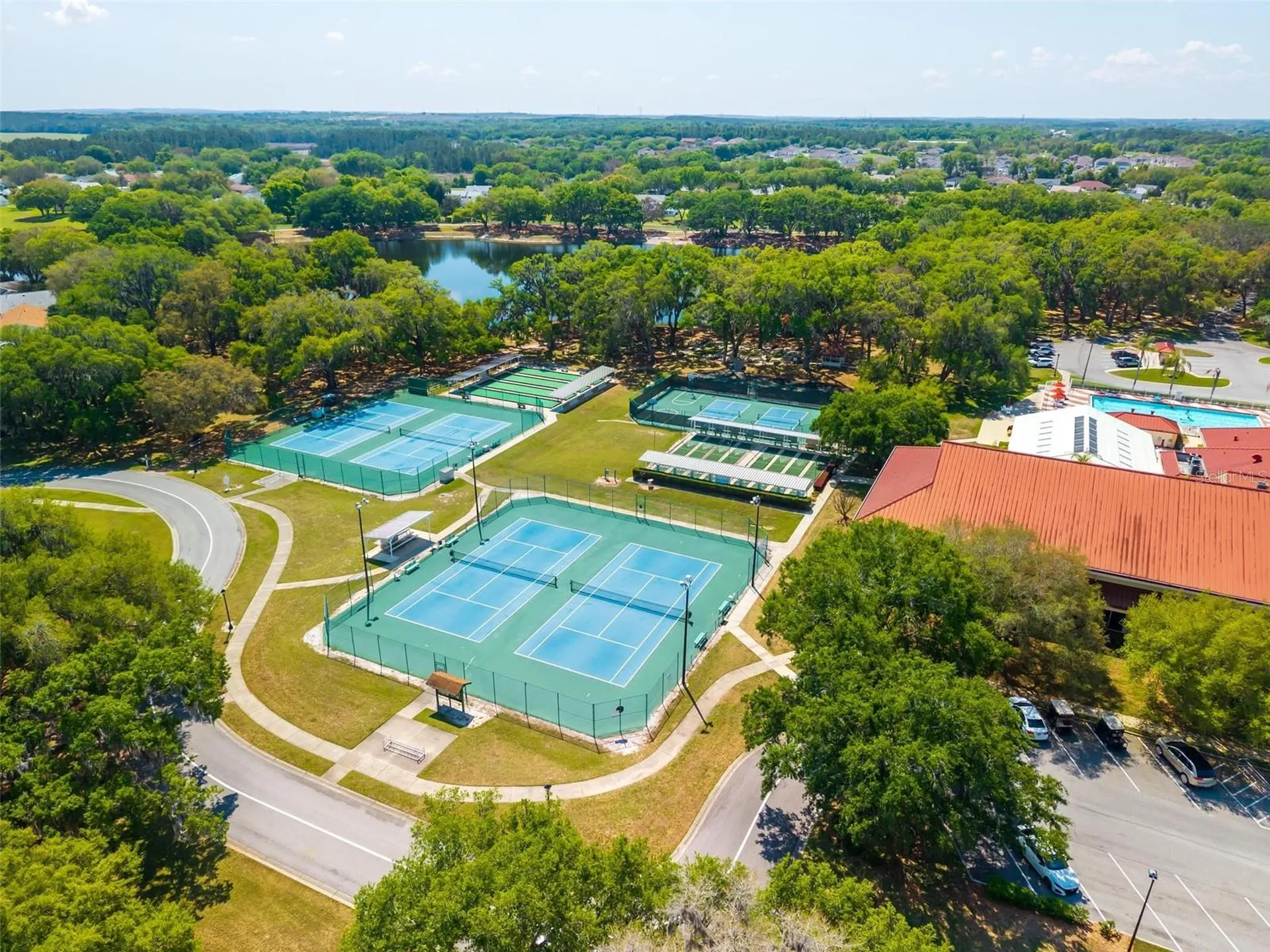 26627 Racquet Circle Leesburg FL 34748
