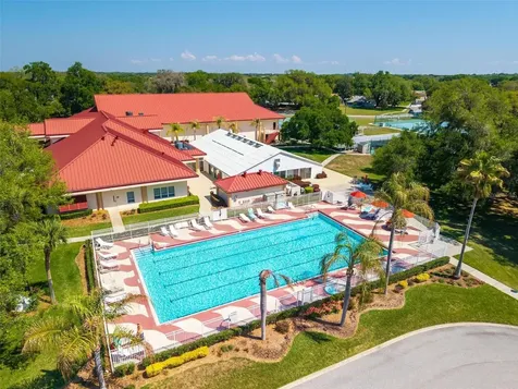 26627 Racquet Circle Leesburg FL 34748