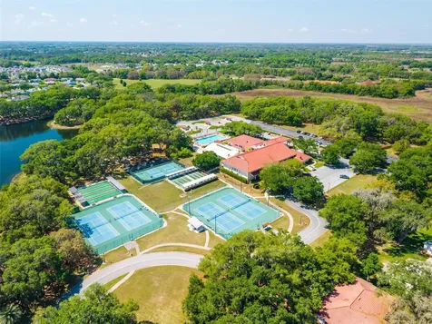 26627 Racquet Circle Leesburg FL 34748