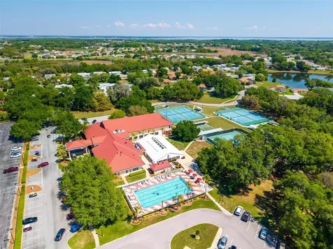 26627 Racquet Circle Leesburg FL 34748