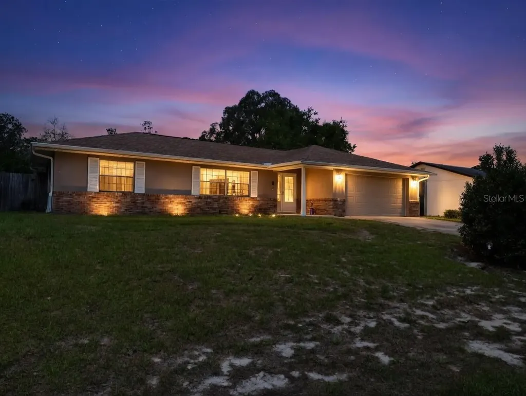 2014 Dearing Avenue Deltona FL 32725