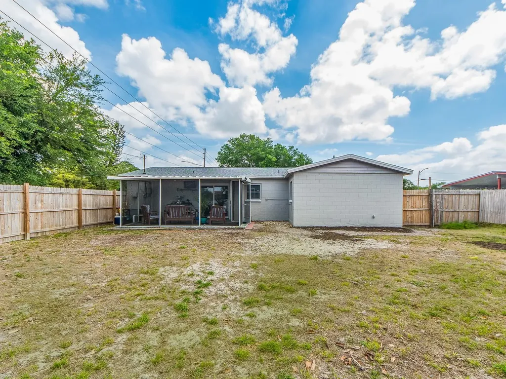 8194 65th Street N Pinellas Park FL 33781