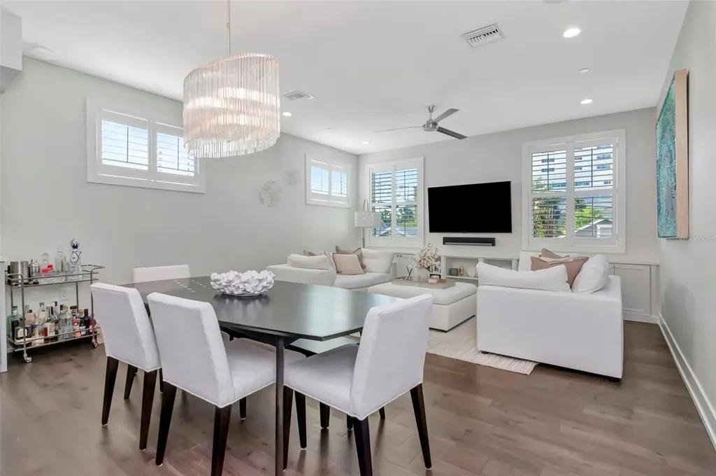 536 4th Avenue S St Petersburg FL 33701