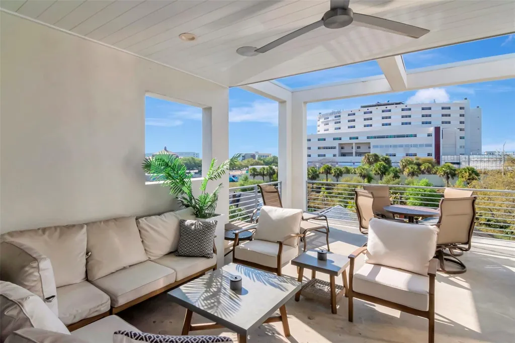 536 4th Avenue S St Petersburg FL 33701