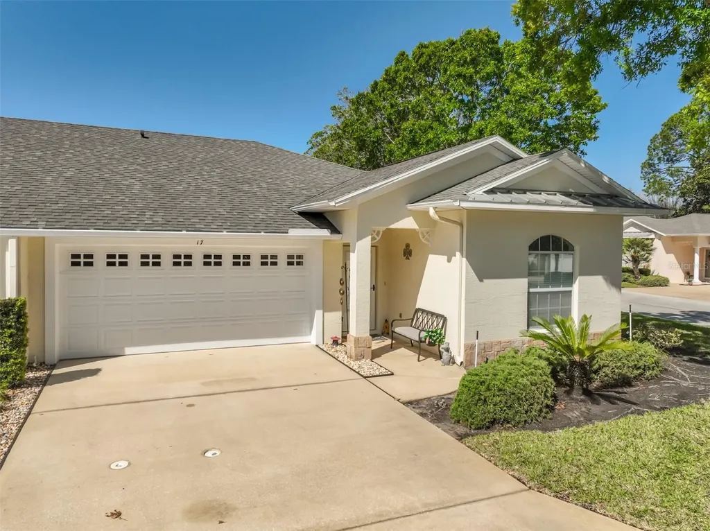 17 Arbor Trace Palm Coast FL 32137
