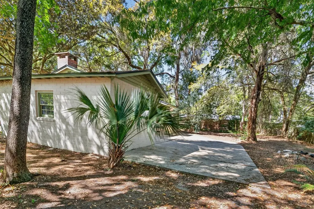 914 NE 11th Avenue Gainesville FL 32601