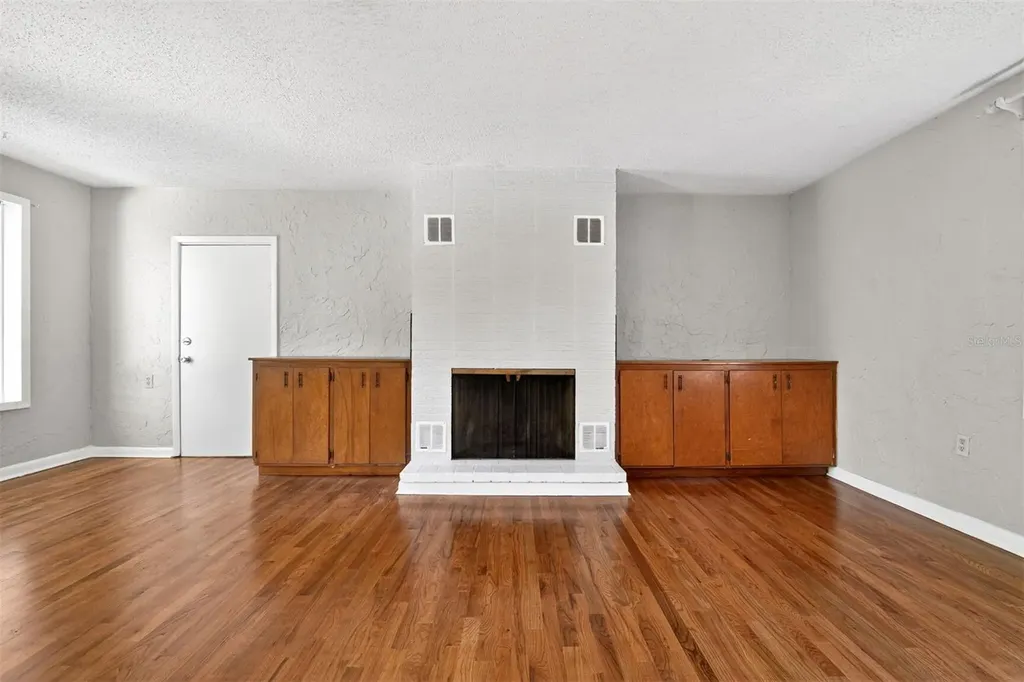 914 NE 11th Avenue Gainesville FL 32601