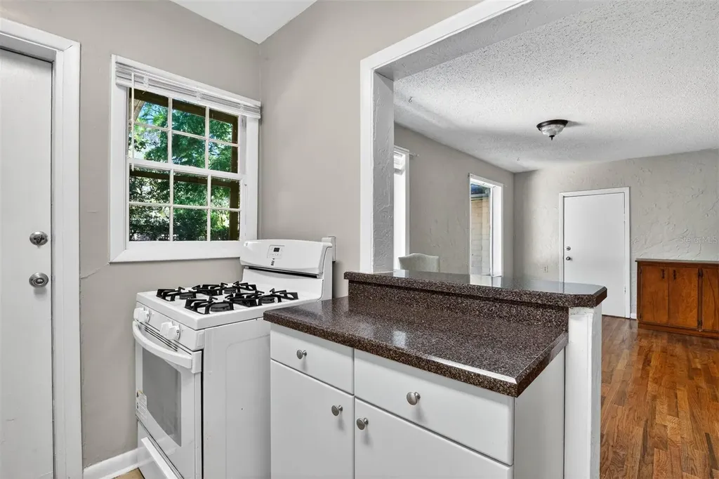 914 NE 11th Avenue Gainesville FL 32601