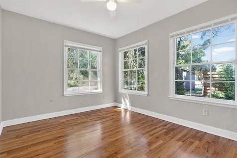 914 NE 11th Avenue Gainesville FL 32601