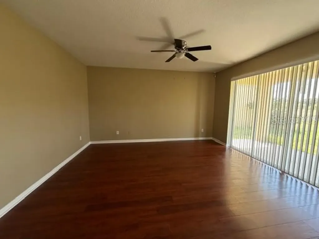 7514 Dragon Fly Loop Gibsonton FL 33534
