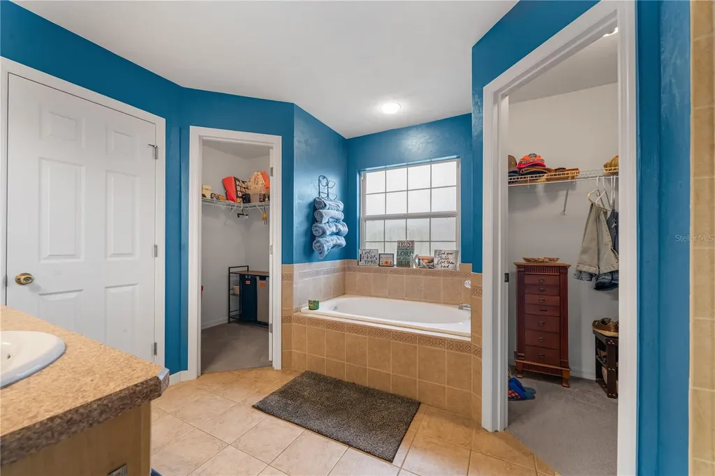 19261 NW 230th Street High Springs FL 32643