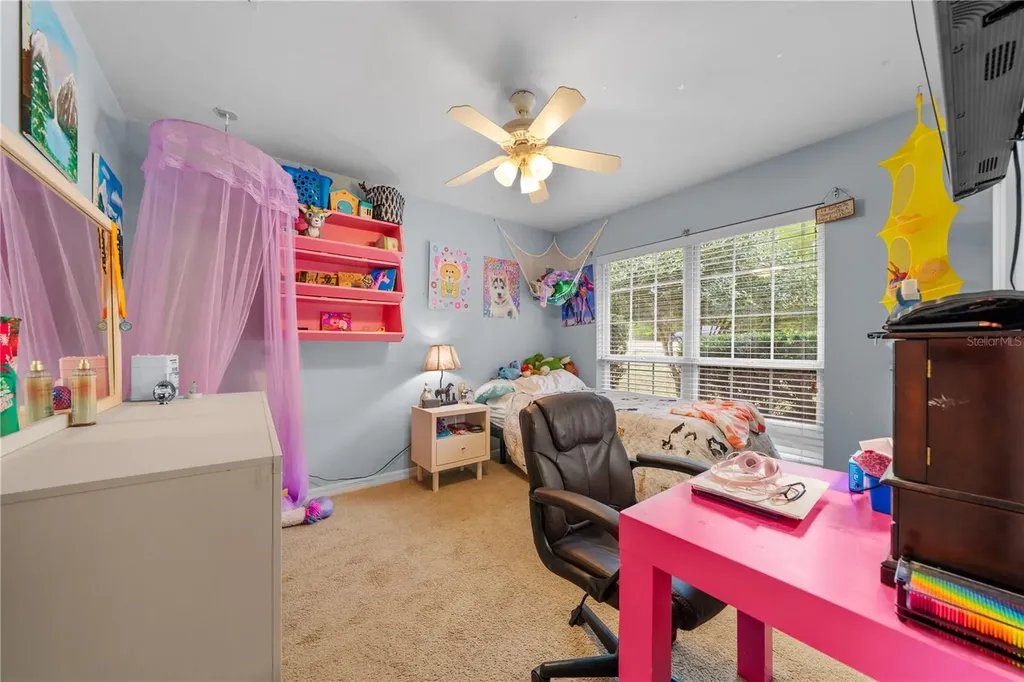 19261 NW 230th Street High Springs FL 32643