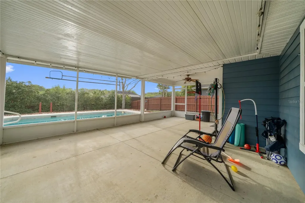 19261 NW 230th Street High Springs FL 32643