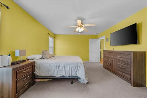 19261 NW 230th Street High Springs FL 32643