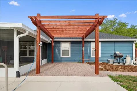 19261 NW 230th Street High Springs FL 32643