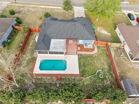 19261 NW 230th Street High Springs FL 32643
