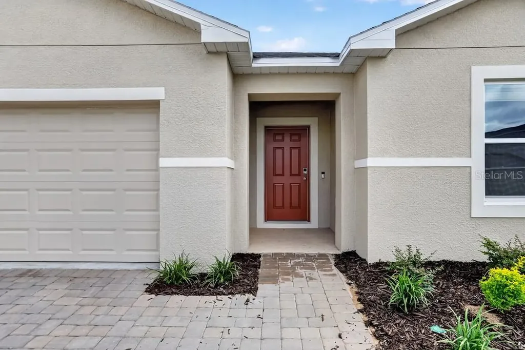 204 Streamwater Way Groveland FL 34736