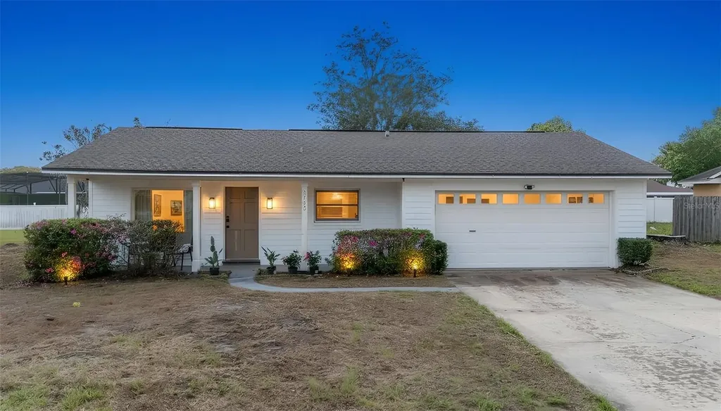 2733 Middle Street Orlando FL 32807