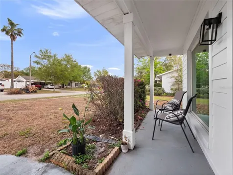 2733 Middle Street Orlando FL 32807