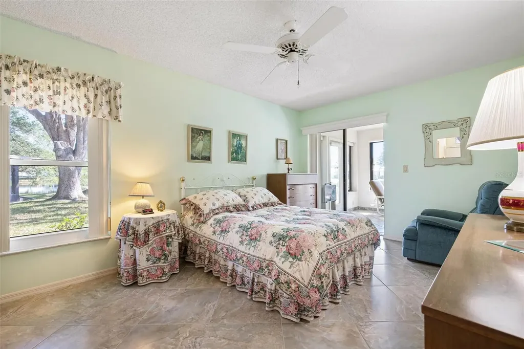 228 Southampton Lane Venice FL 34293