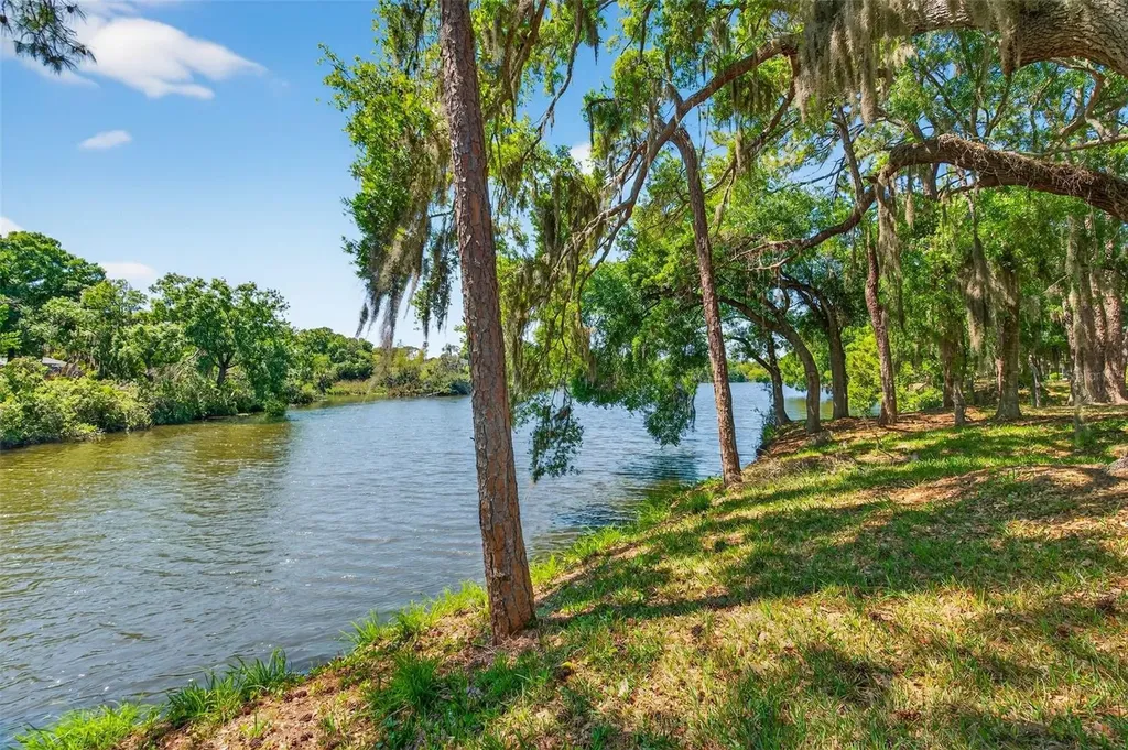 4750 Tivoli Avenue Sarasota FL 34235