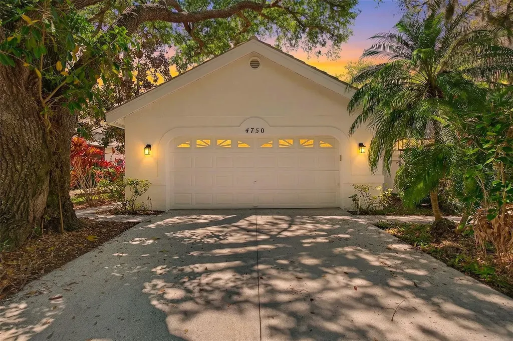 4750 Tivoli Avenue Sarasota FL 34235